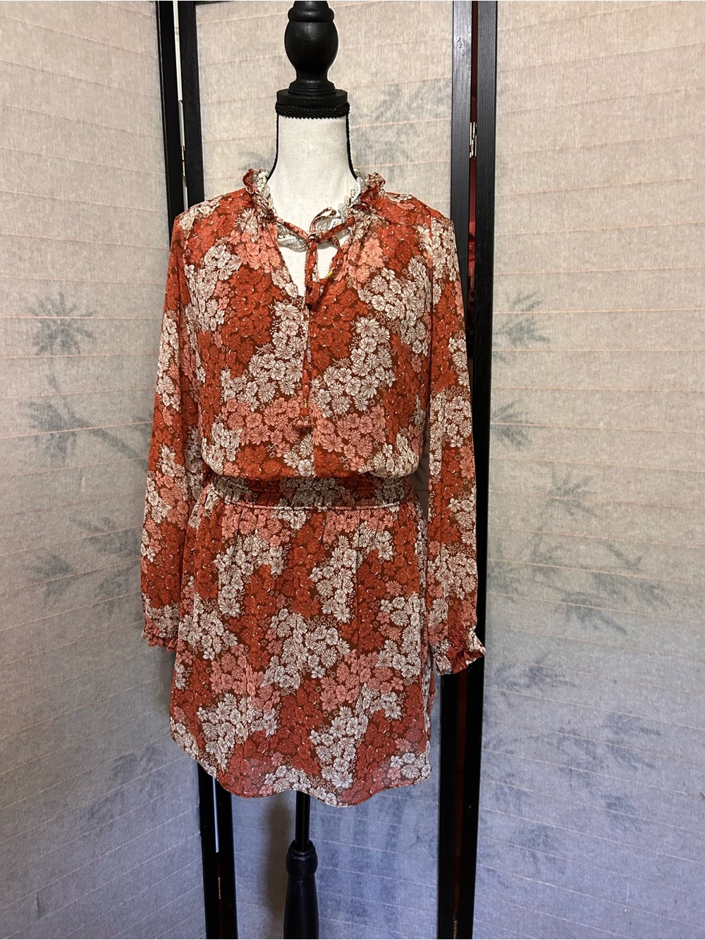 Socialite Rust Cream Floral Long-Sleeve Tie-Neck Dress Mini XS Smocked Waist NWT